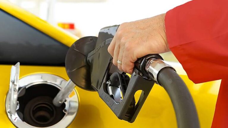 akaryakitta-son-durum-guncel-benzin-motorin-ve-lpg-fiyatlari-GLtui2kM.jpg
