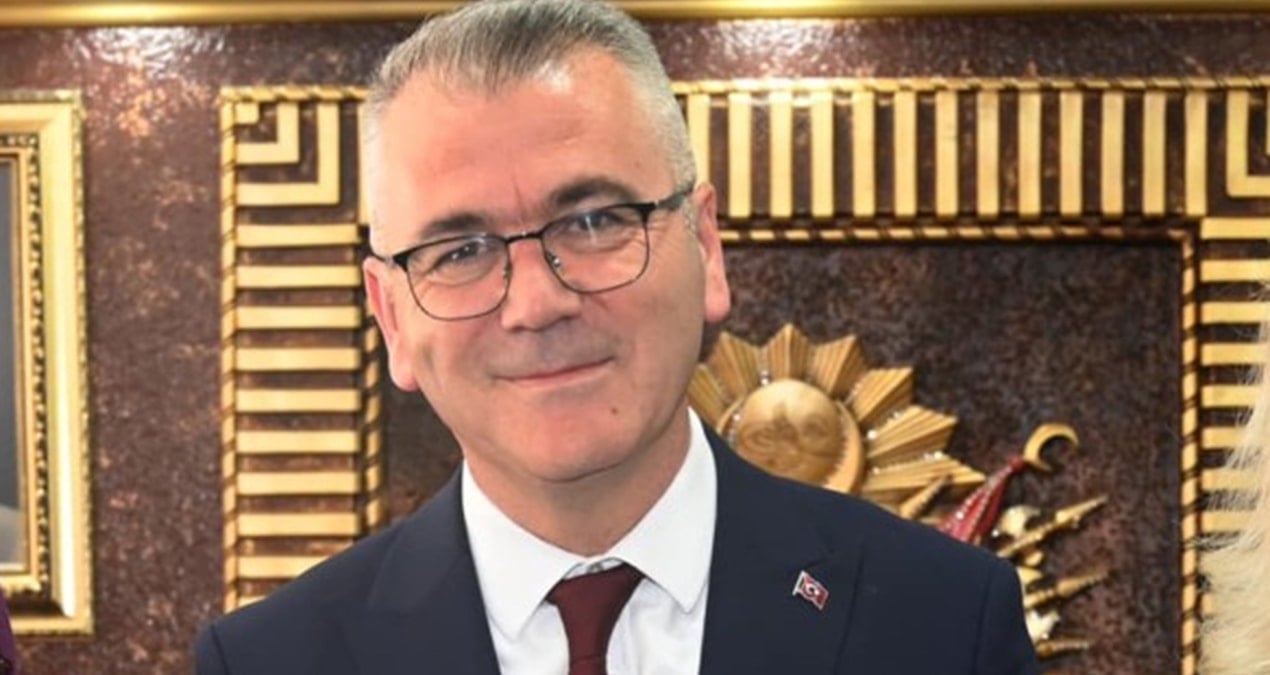 telefonlarini kapatip chpden akpye gecmisti ilk aciklama geldi BZQGiIPY