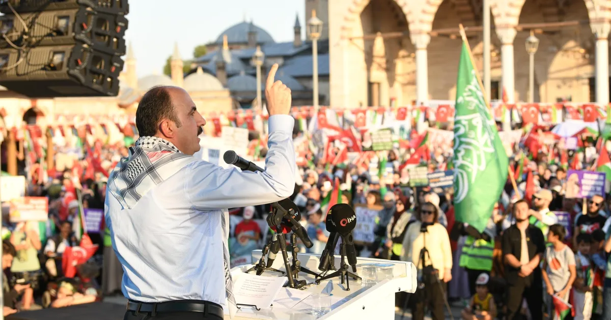 baskan altay tum konyalilari yuruyuse davet etti Cs7WaOnV