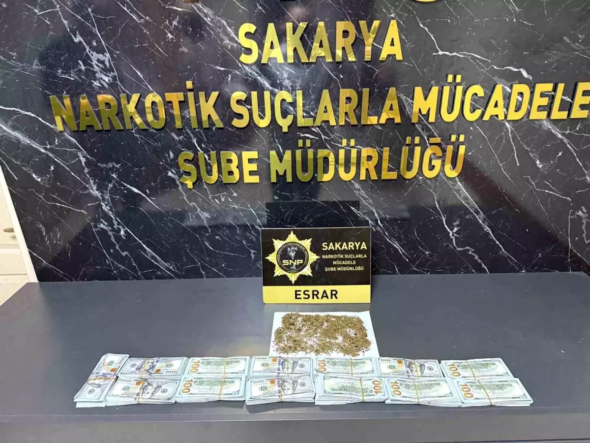 fatihteki kuyumcu soygununda 130 bin dolar sakaryada bulundu 8nI3iuXC.jpg