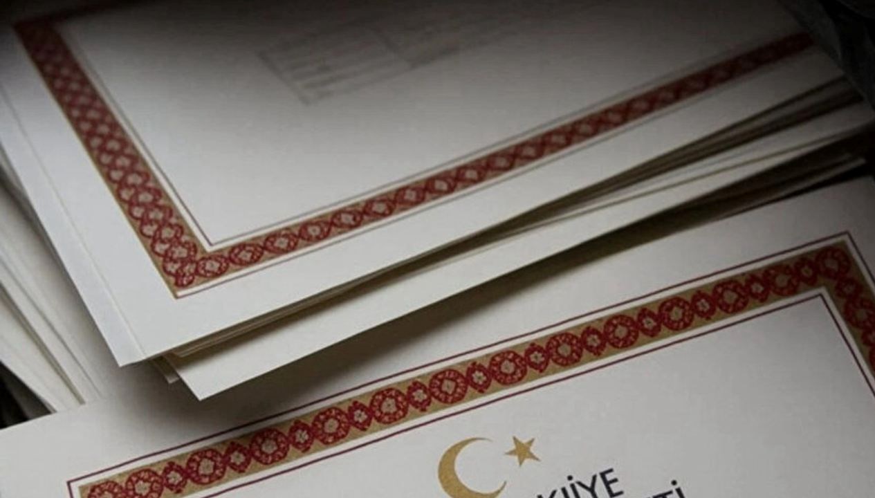 sahte e imza davasi tahliye edilen 5 sanik hakkinda yeniden tutuklama karari zNN3rprc.jpg