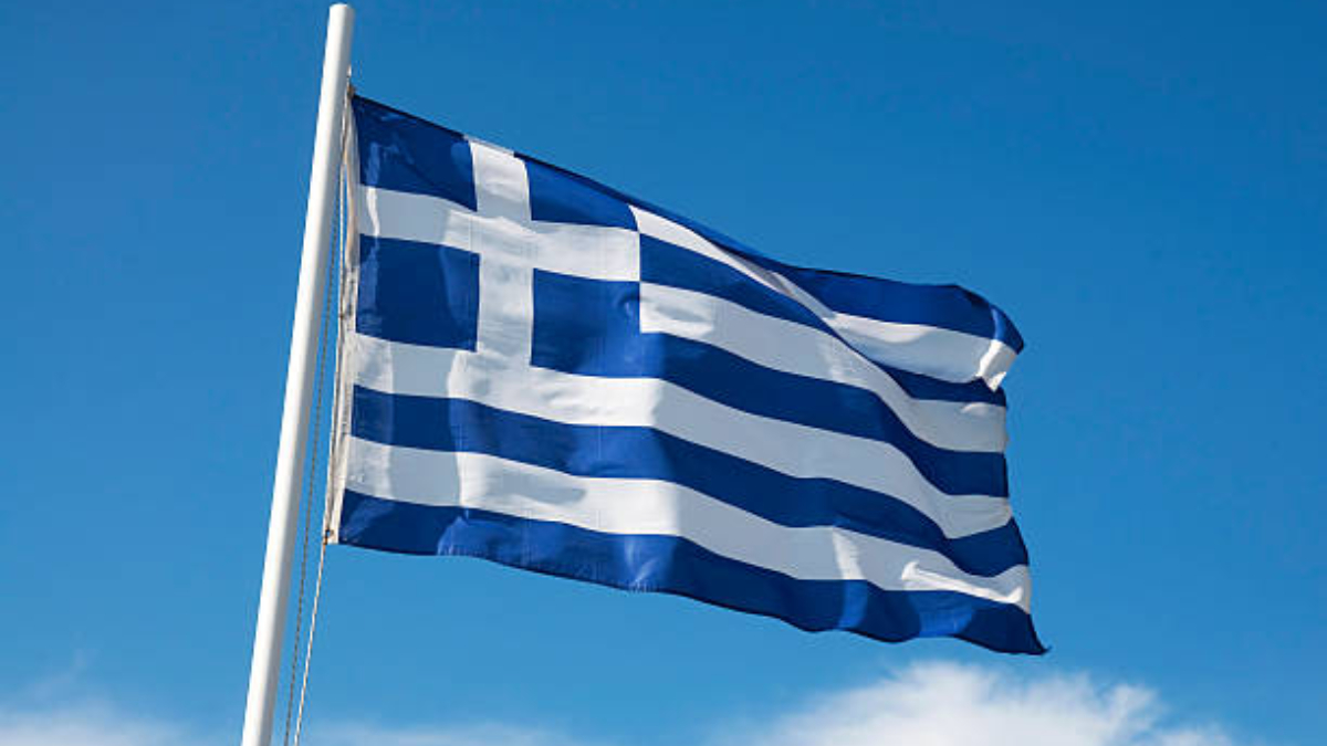 yunanistanda 13 saatlik calismaya karsi genel grev QfXCve7h