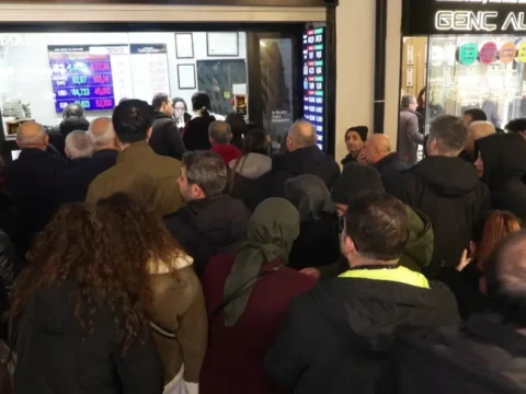 Kapalıçarşı’da Altın Kuyruğu