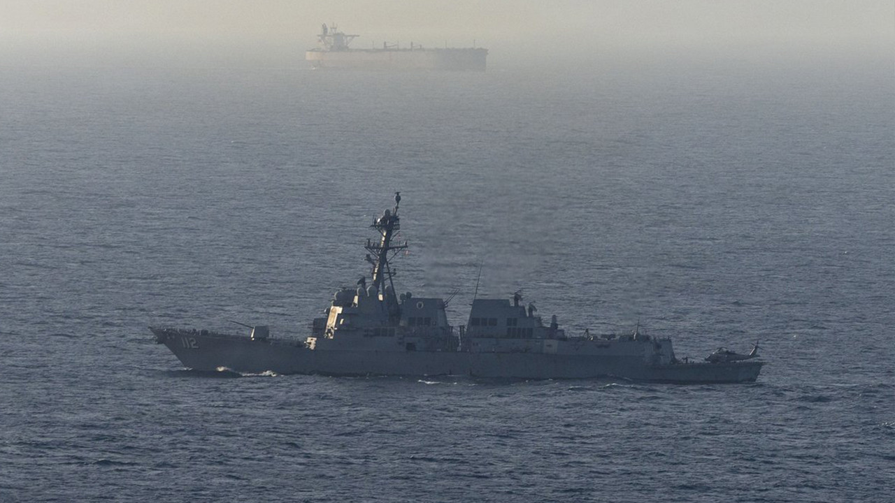 abd-acikladi-irana-deniz-ablukasinda-31-gemi-geri-cevrildi-yczlLwXI
