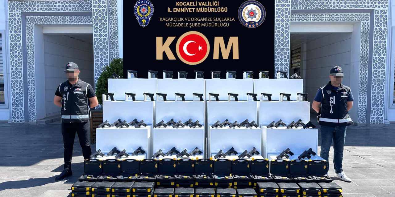 kocaelide-silah-kacakciligi-operasyonu-60-adet-ruhsatsiz-tabanca-yakalandi-CHdFprHA