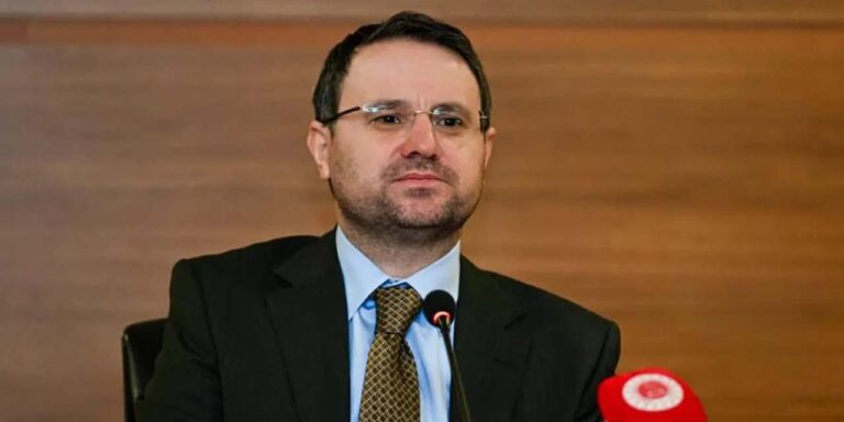 son-dakika-gulistan-dokunun-naasi-hakkinda-akin-gurlekten-aciklama-wmQdPC3S