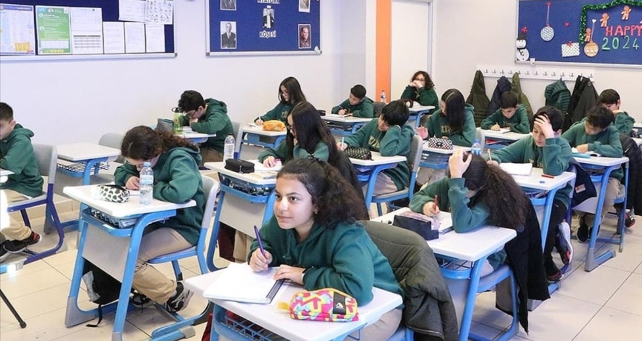 deprem-bolgesinde-ozel-okul-ogrencilerine-egitim-destegi-tutari-belli-oldu-x6XSNL4j
