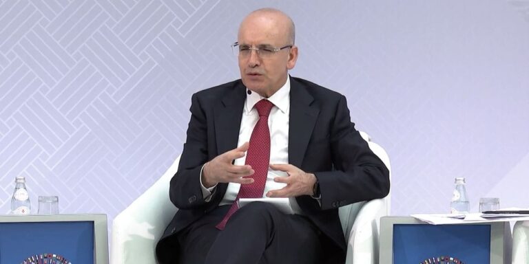 simsek-buraya-kilitlendi-ulkeye-yatirimci-getirecek-ap8mL241