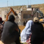Israil filistinlilerin evlerini yikmayi surduruyor 2 filistinlinin evi yerle bir edildi vFpEBRpG