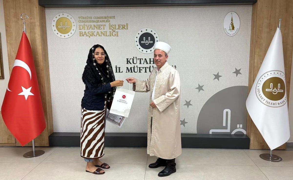 Meksikalı Rubi Müslüman olup, Ayşe ismini aldı