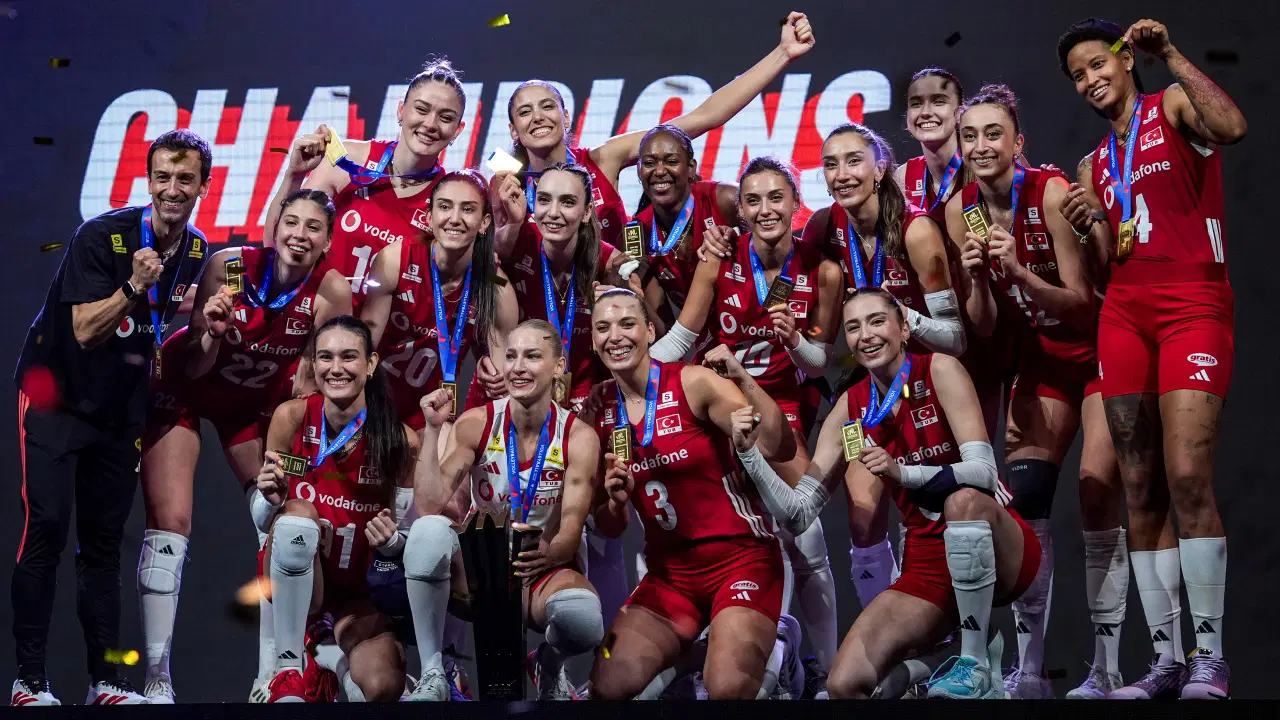 Turkiye a milli kadin voleybol takimi vnl milletler liginde kac kez sampiyon oldu filenin k9NPZn2r